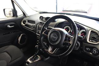 2016 Jeep Renegade - Thumbnail