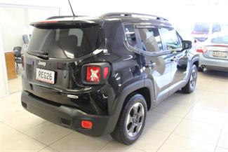 2016 Jeep Renegade - Thumbnail