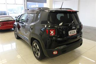 2016 Jeep Renegade - Thumbnail