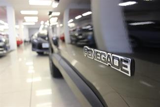 2016 Jeep Renegade - Thumbnail