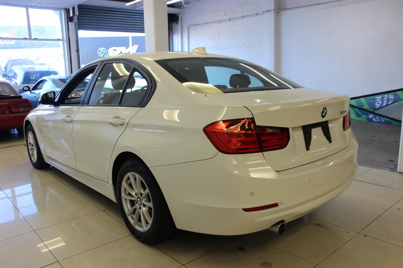 2014 BMW 320i