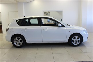 2009 Mazda Axela - Thumbnail