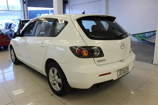2009 Mazda Axela - Thumbnail