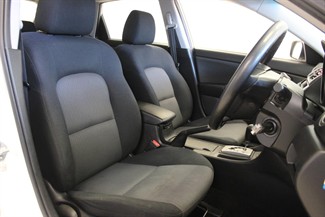 2009 Mazda Axela - Thumbnail