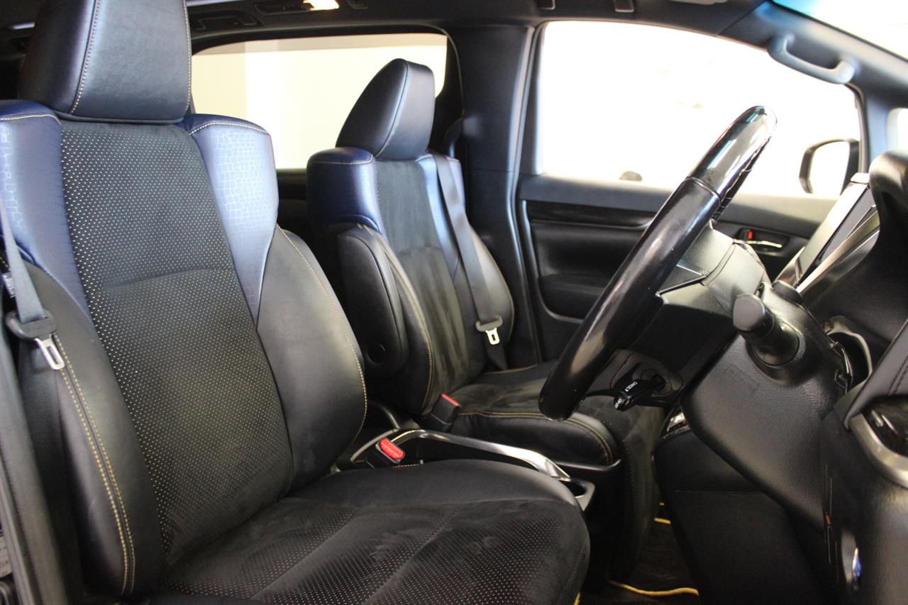 2017 Toyota Vellfire