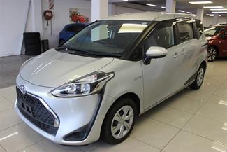 2019 Toyota Sienta - Thumbnail