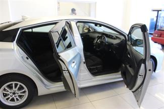2019 Toyota Prius - Thumbnail