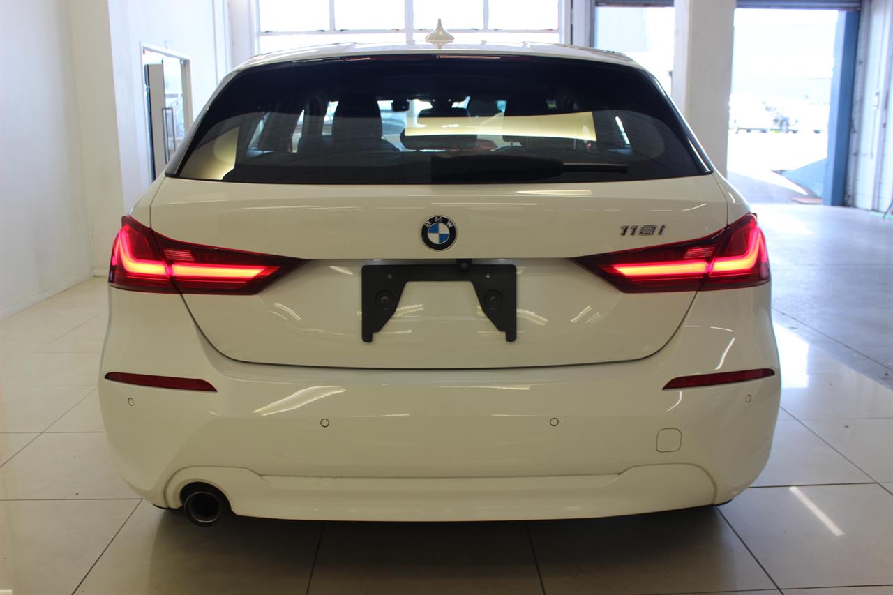 2019 BMW 118i