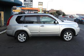 2009 Nissan X-Trail - Thumbnail