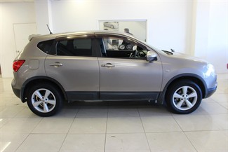 2008 Nissan Dualis - Thumbnail