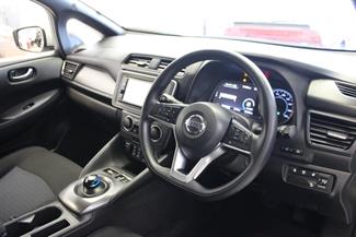 2018 Nissan Leaf - Thumbnail