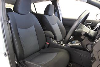 2018 Nissan Leaf - Thumbnail