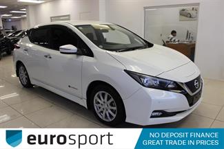 2017 Nissan Leaf - Thumbnail