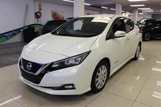 2017 Nissan Leaf - Thumbnail