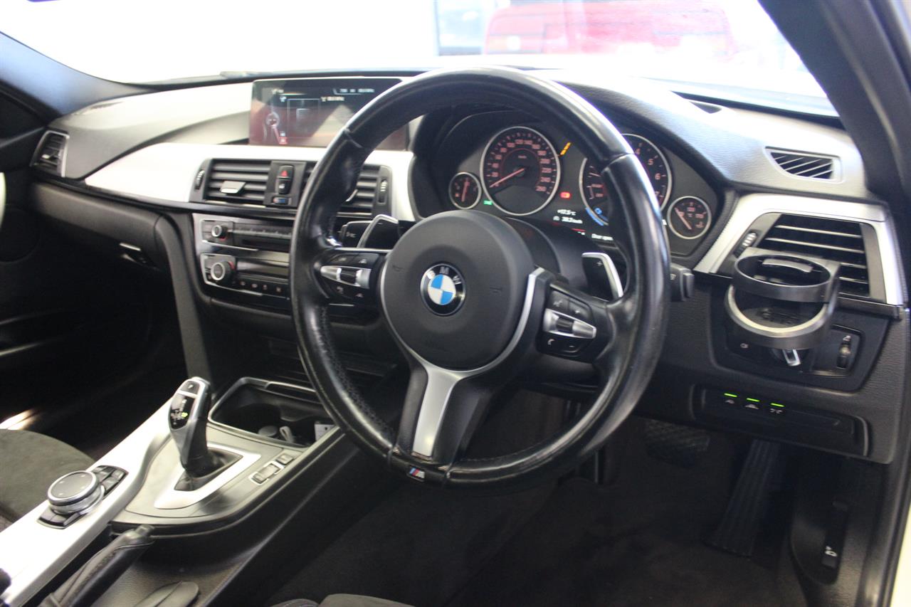 2015 BMW 330i