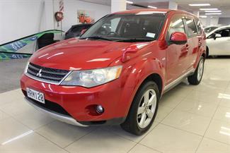 2006 Mitsubishi Outlander - Thumbnail