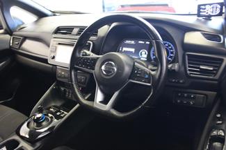 2019 Nissan Leaf - Thumbnail