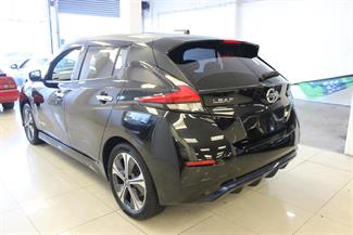 2019 Nissan Leaf - Thumbnail