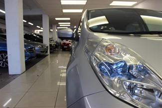 2016 Nissan Leaf - Thumbnail