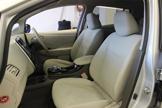 2016 Nissan Leaf - Thumbnail
