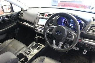 2016 Subaru Outback - Thumbnail