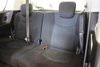 2014 Nissan Serena - Thumbnail