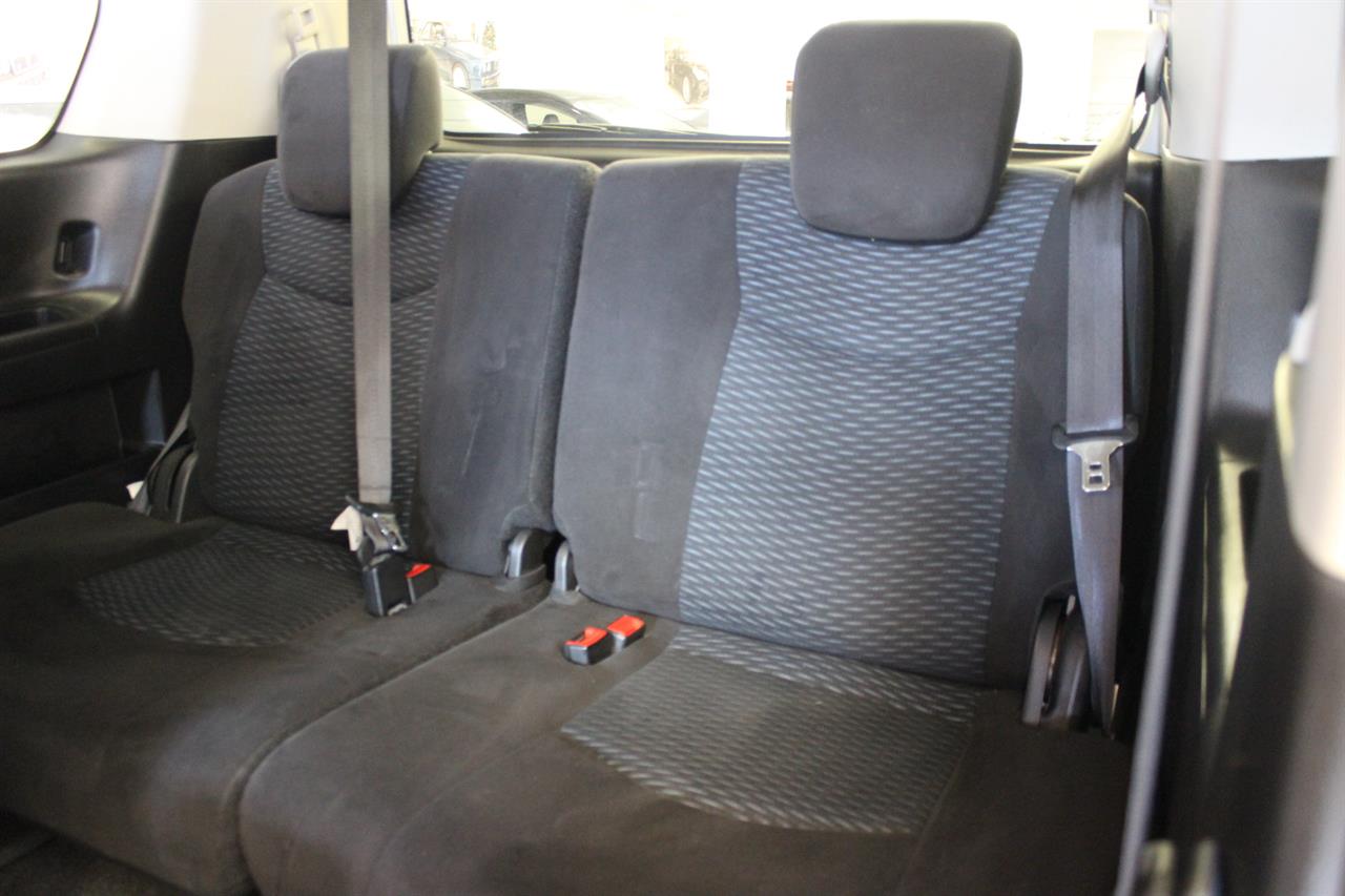 2014 Nissan Serena