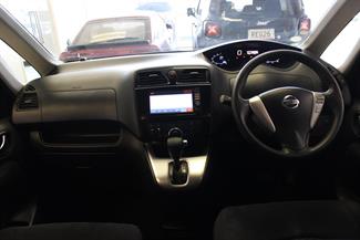 2014 Nissan Serena - Thumbnail