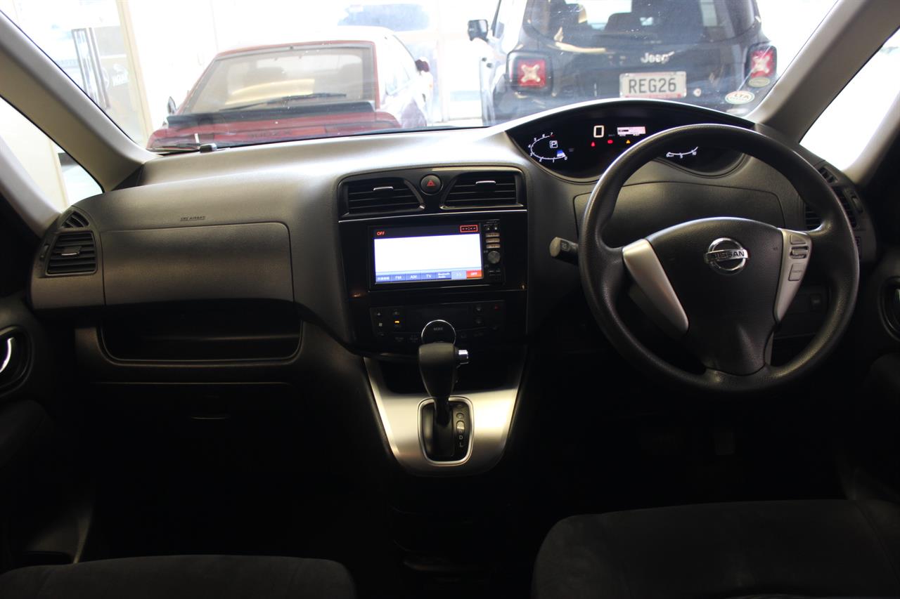 2014 Nissan Serena